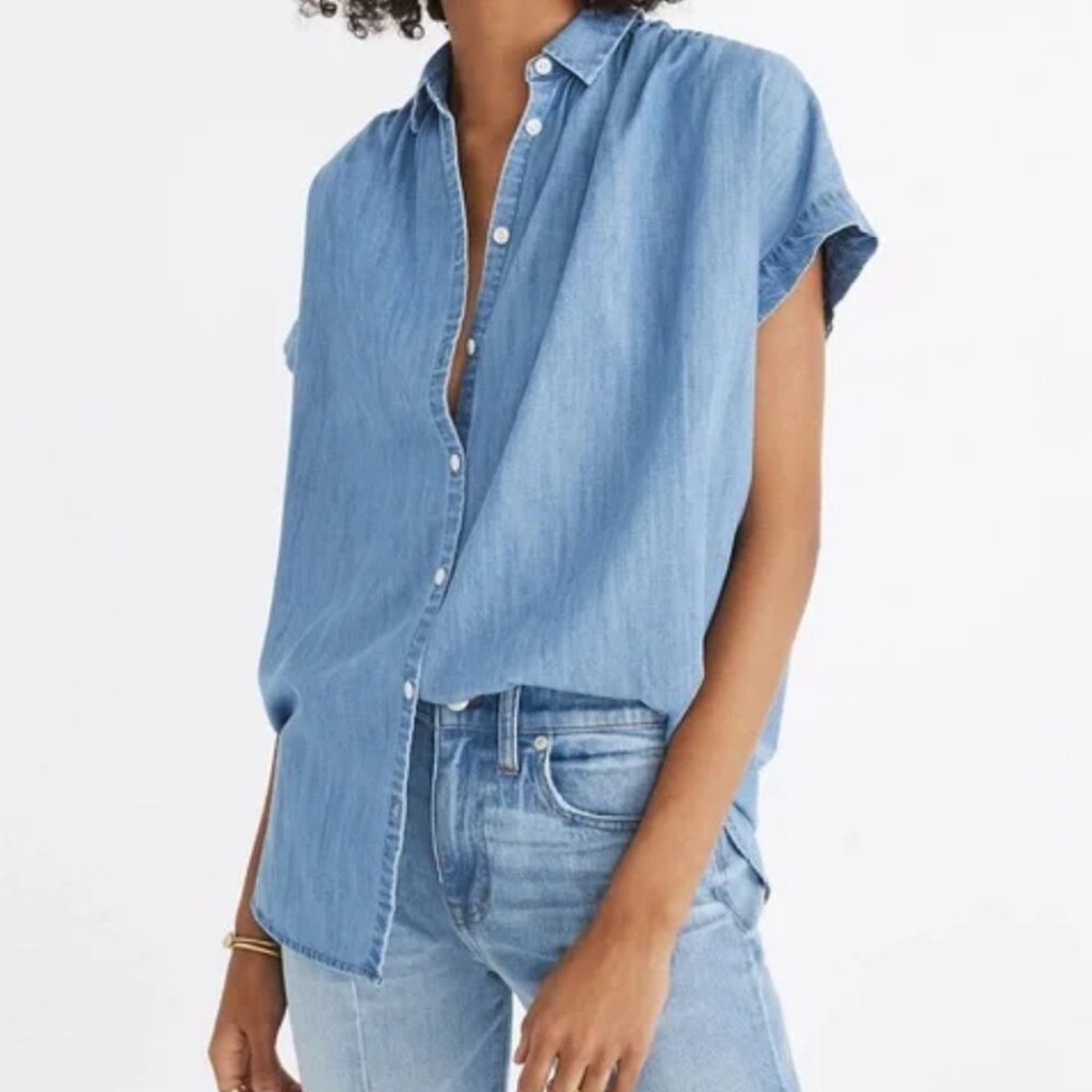 Madewell Central Button Down Chambray Shirt